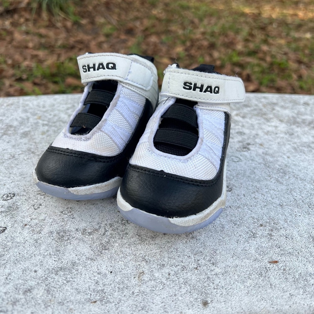 Shaq Toddler Boys Black White High Top Basketball Sneakers IBSQ21CA004 Size 4 - Picture 2 of 5